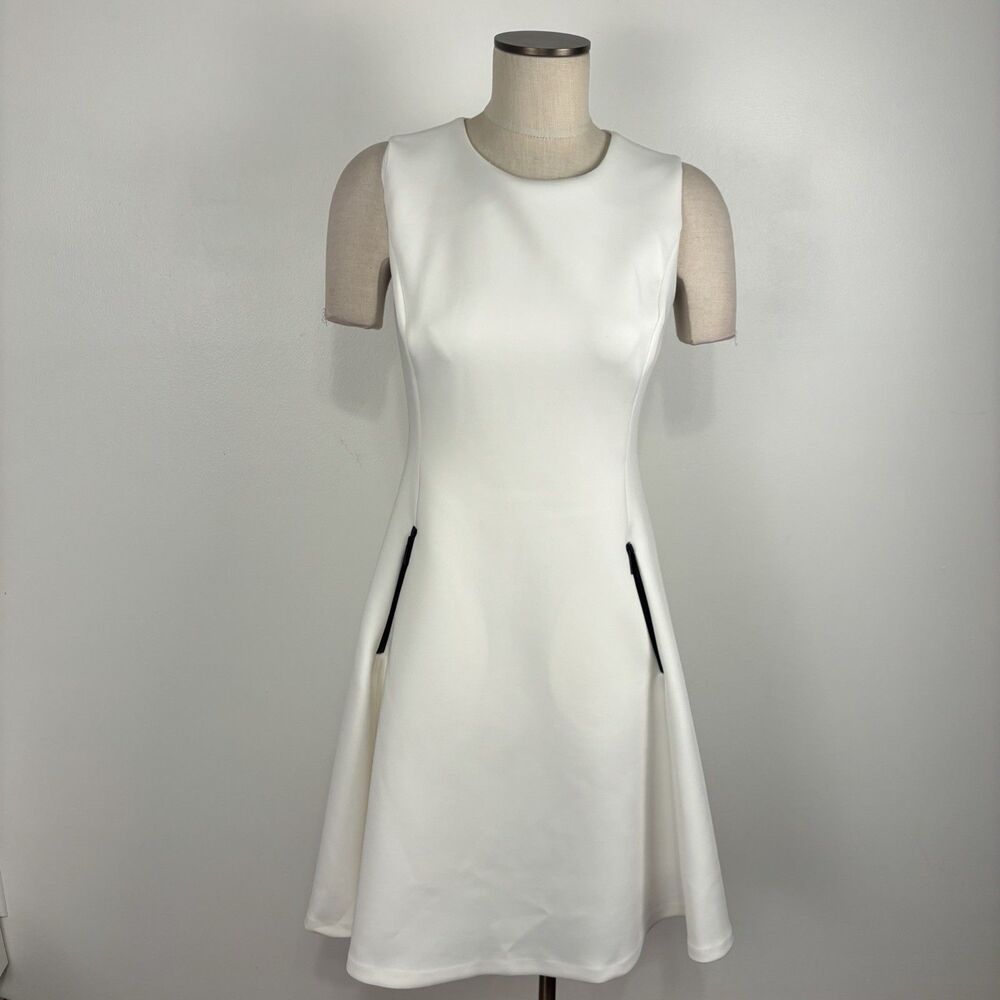 DKNY Sleeveless Dress w/ Zip Pockets Womens Size 6 Scuba White Knee Length